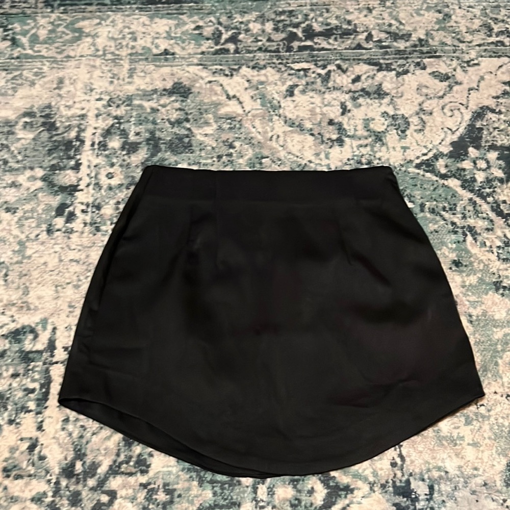 Vici Tate Satin Mini Skirt